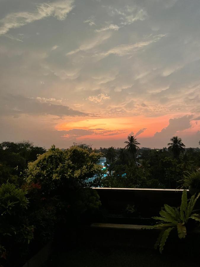 Penton45 - Luxury Penthouse Apartment Negombo Exterior foto